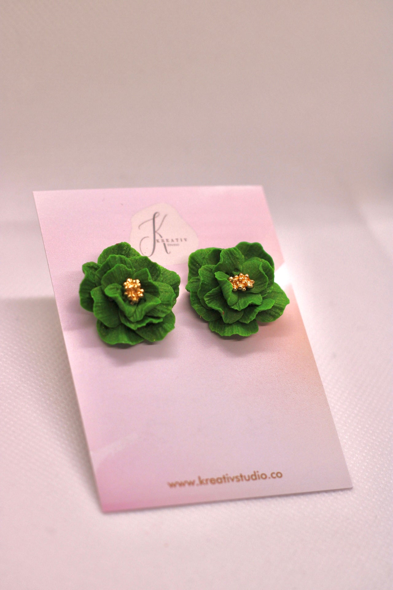 Green flower polymer clay