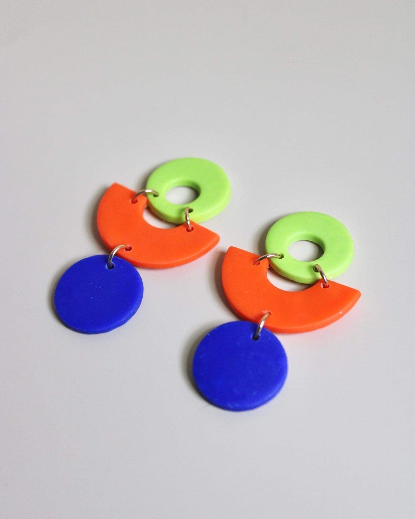 Winnie, Handmade lightweight clay earrings and sensitive skin friendly jewelry - Kreativ Studio