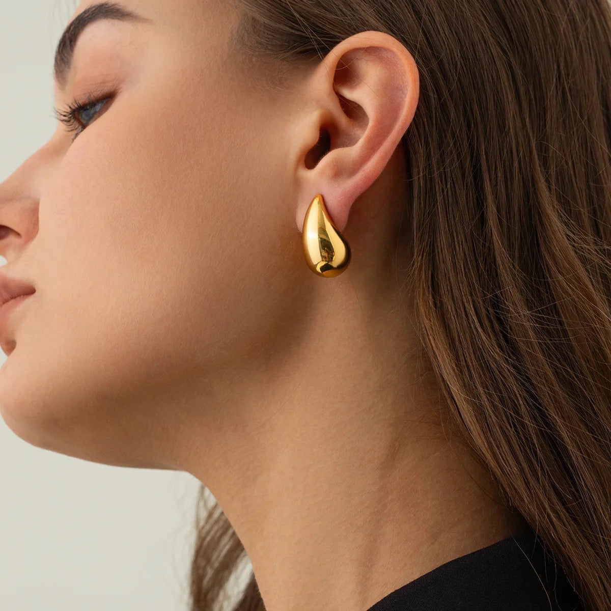 Chloe, premium 18k gold plated and waterproof earrings - Kreativ Studio