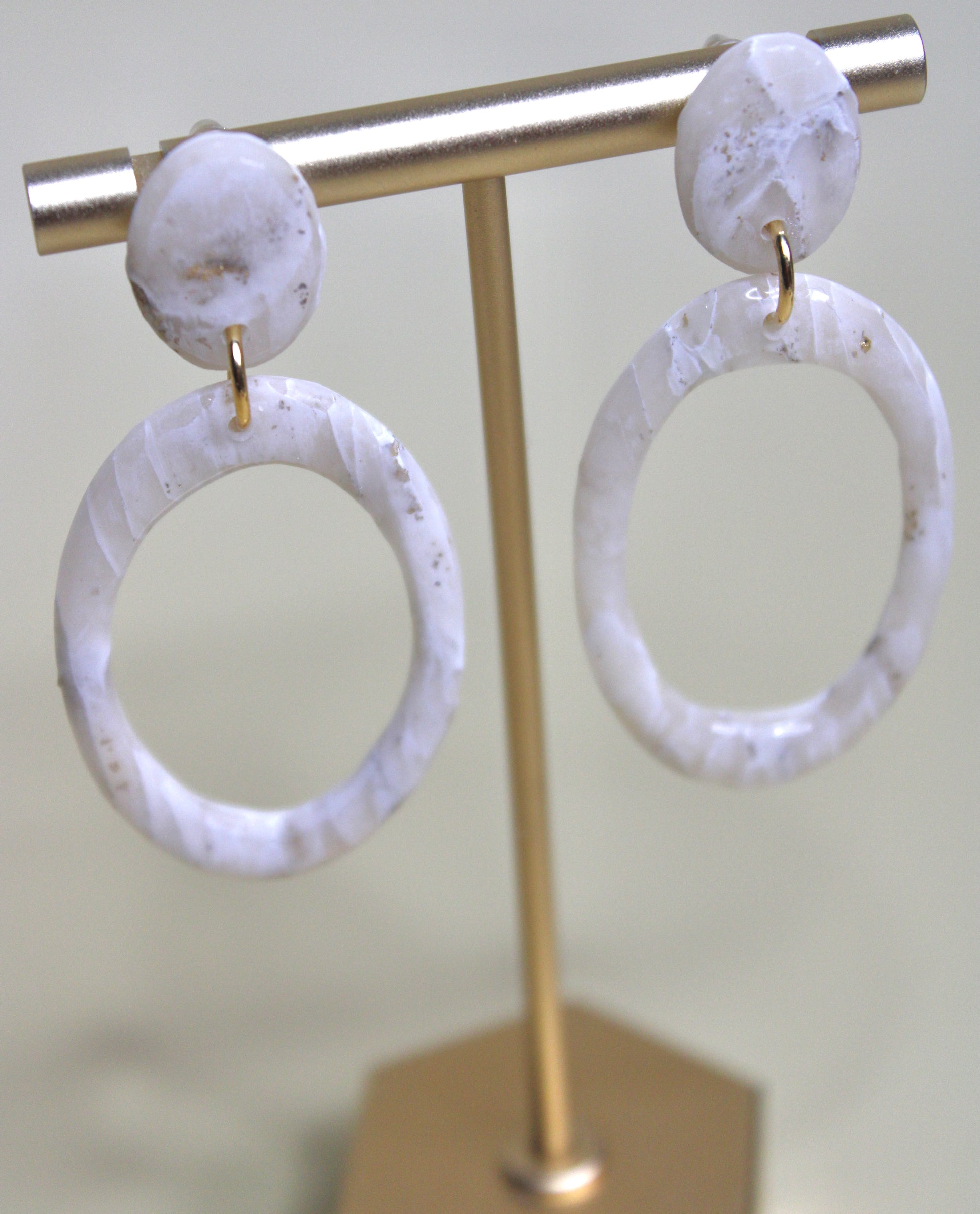 Isabella, Handmade lightweight clay earrings and sensitive skin friendly jewelry - Kreativ Studio